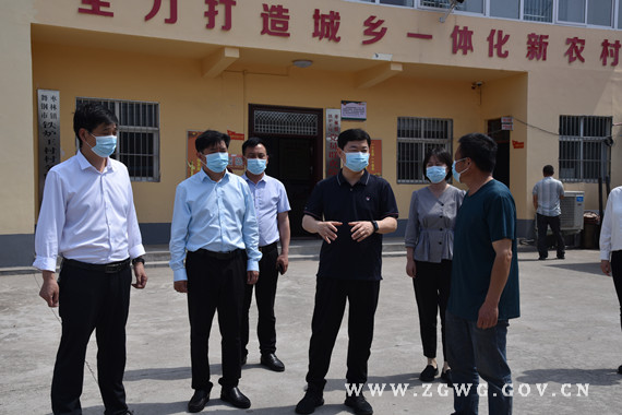 刘文祥专题调研指导“五星”支部创建工作_副本.jpg 刘文祥专题调研指导“五星”支部创建工作_副本.jpg